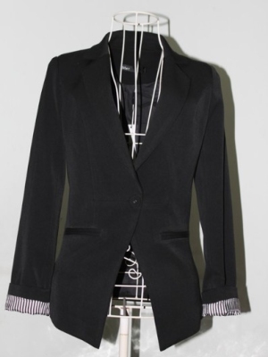 Black coat women style - Click Image to Close